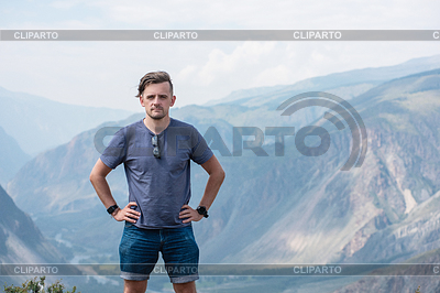 Concepto de viaje, ocio y libertad. | Foto de alta resolución |ID 7187029