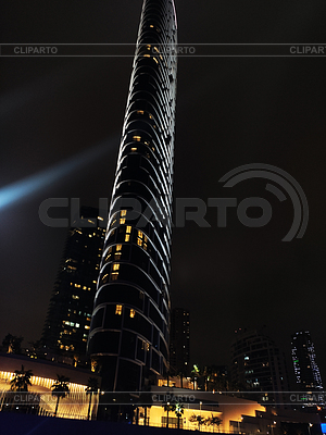 Bunte Stadtlichter nachts in Dubai | Foto mit hoher Auflösung |ID 7419106